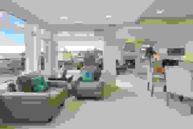 realtor-headshot-first-impression-house